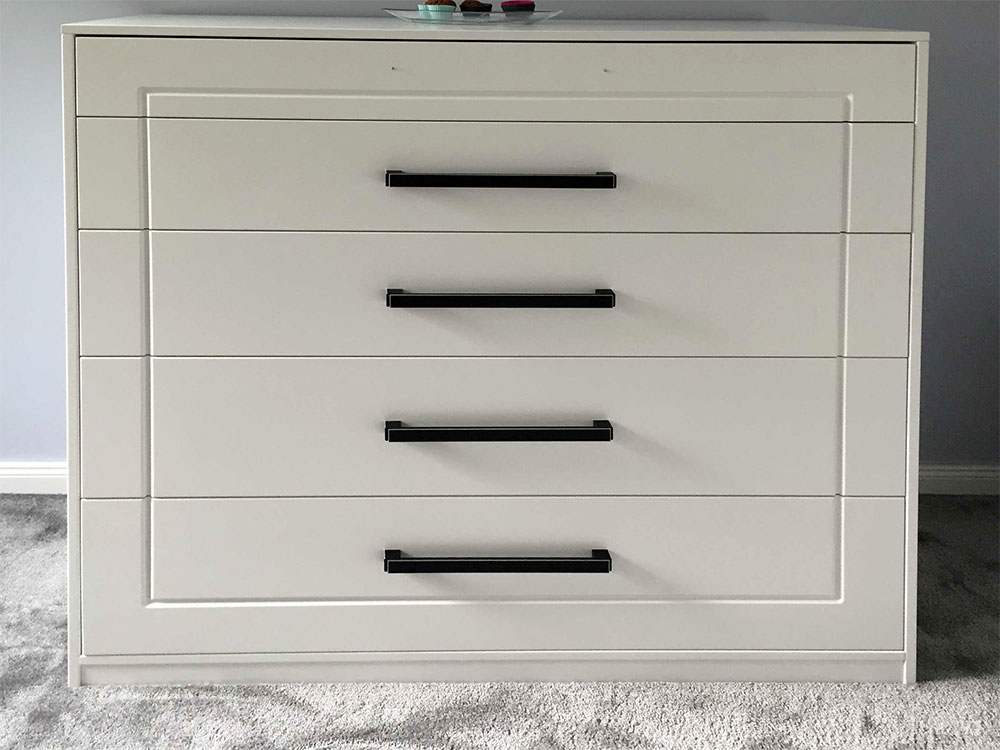 Kommode im Landhausstil