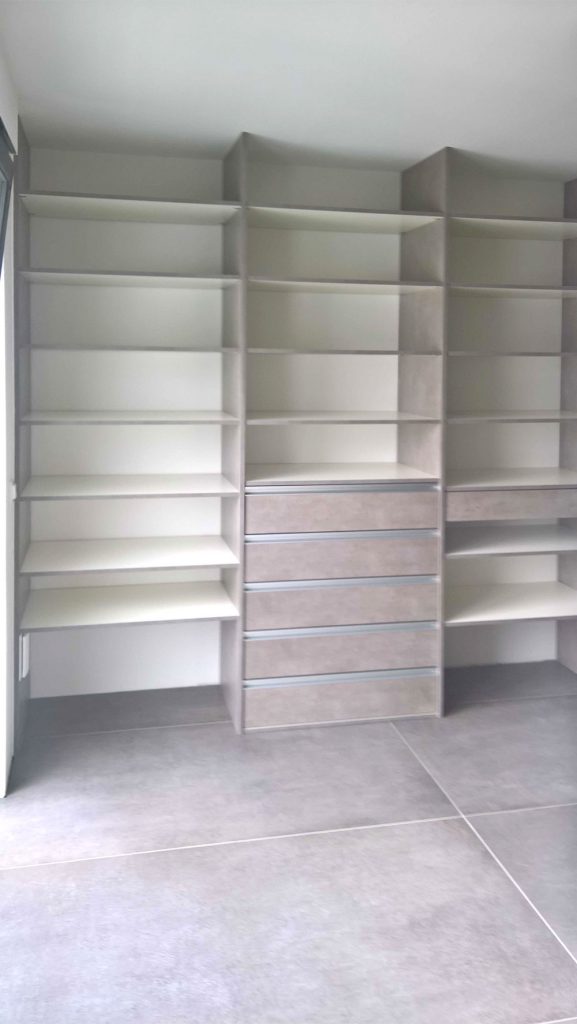 Begehbare Garderobe